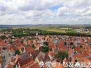 德國最“任性”的小鎮，隨意用鑽石建造房屋，估計多達72000噸