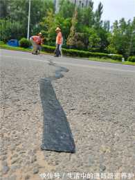 公路裂縫貼縫帶修補瀝青路面裂縫能粘的住麼