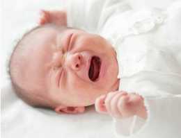 當寶寶不停哭鬧的時候應該怎麼哄？5招教你快速安撫寶寶